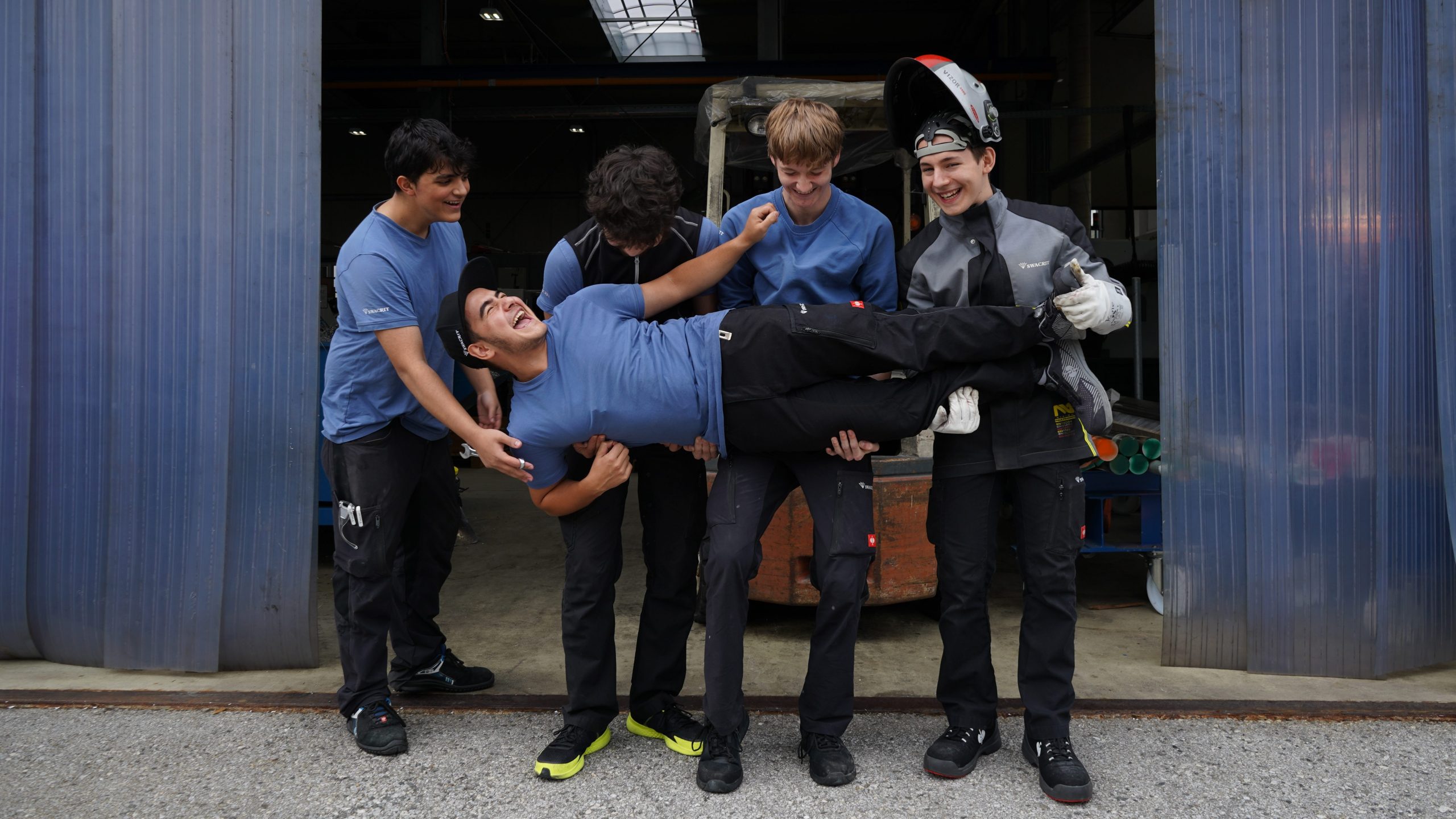 Karriere - Cards - Lehrlinge in der Betriebsstätte Wildermieming (m/w/d)